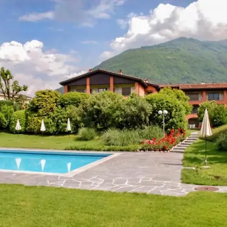 Mit Garten Und Pool In * 阿斯科纳