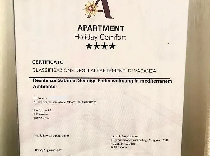 Mit Garten Und Pool In Apartamento