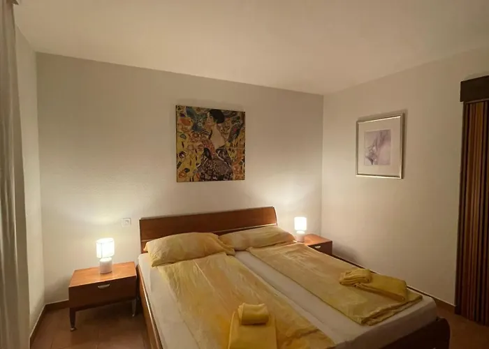 Mit Garten Und Pool In Apartamento Ascona