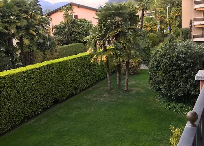 Mit Garten Und Pool In Apartman *