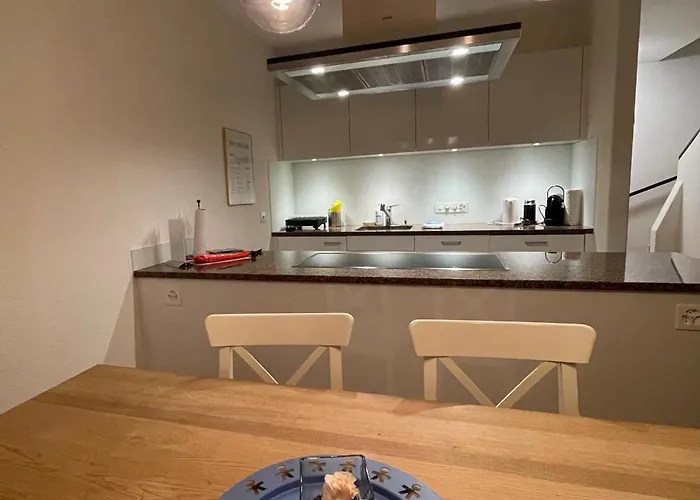 Mit Garten Und Pool In Apartamento Ascona