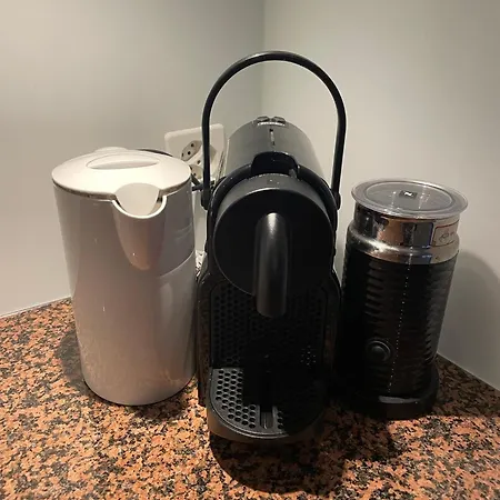 公寓 Mit Garten Und Pool In *